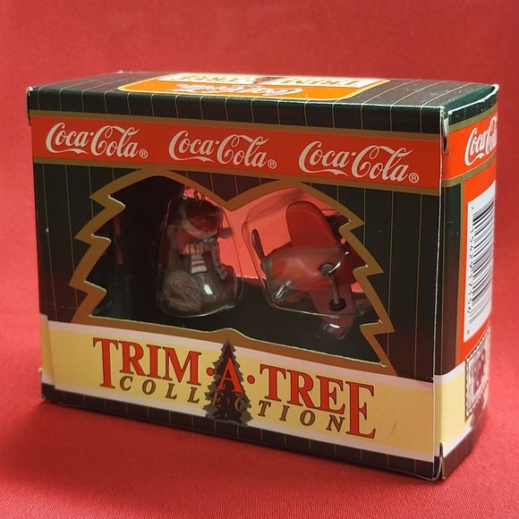 Coca Cola Trim A Tree Collection Elf Flying Airplane Dog Carrying Coke Bottles - Picture 9 of 11